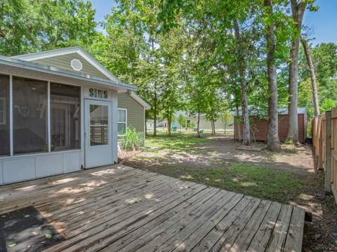 107 Comanche Trail, Crawfordville FL - photo 6 of 37