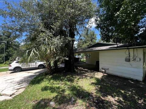3221 Beacon Street, Tallahassee FL - photo 8 of 20