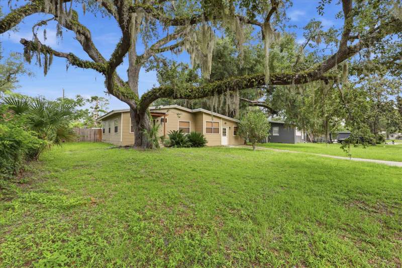 3 bedroom Detached at 205 Cypress Road, Colonial Homes, Perry — photo 4
