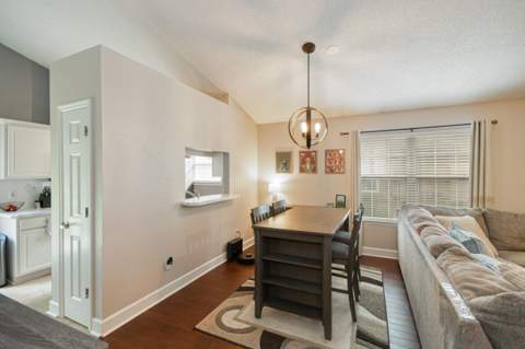 9138 Stonehenge Trail, Tallahassee FL - photo 7 of 37