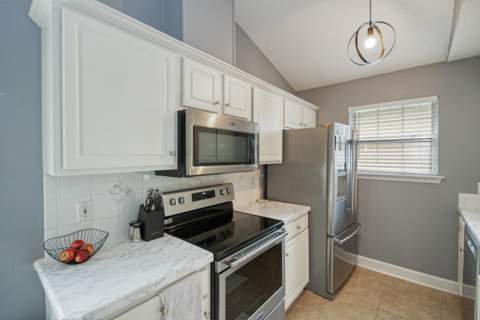 9138 Stonehenge Trail, Tallahassee FL - photo 9 of 37