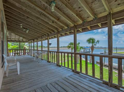 94 Gulf Breeze Drive, Crawfordville FL - photo 22 of 35