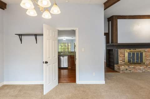 3320 Dartmoor Drive, Tallahassee FL - photo 9 of 34