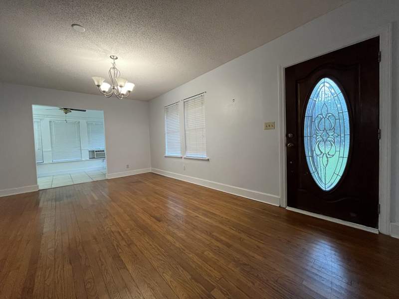 3 bedroom Detached at 22 Casora Drive, Lake Ellen Shrs Ut 2, Crawfordville — photo 4