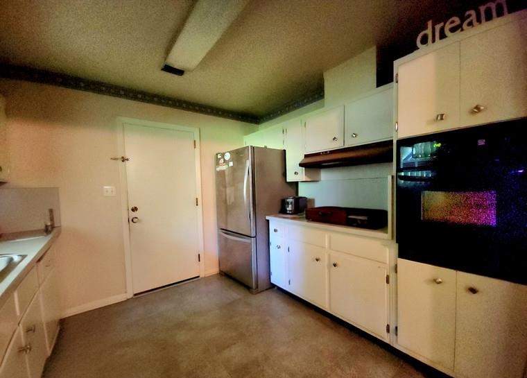 3 bedroom Detached at 2414 Willamette Road, Astoria Park, Tallahassee — photo 5