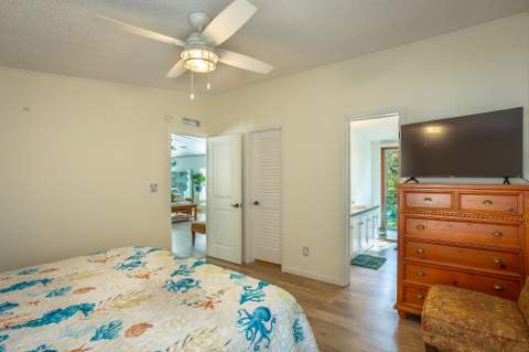 657 Pine Street, Alligator Point FL - photo 13 of 35