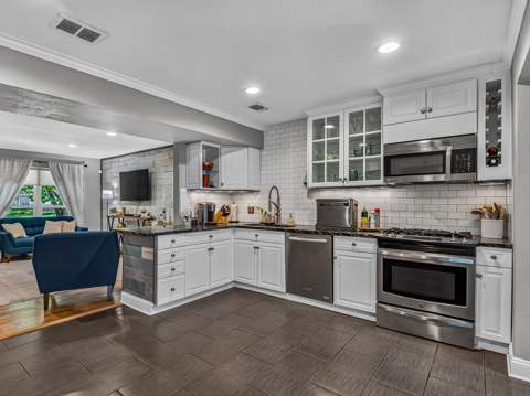 2045 Doomar Drive, Tallahassee FL - photo 8 of 52