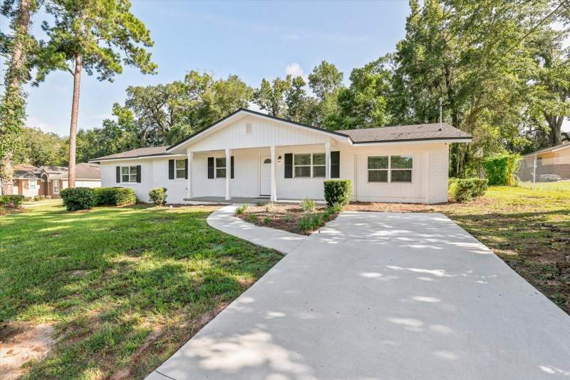 4 bedroom Detached at 1502 Coleman Street, Speed, Tallahassee — photo 2