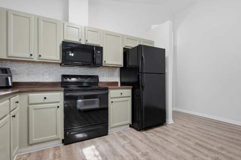 5504 Green Meadows Court, Tallahassee FL - photo 17 of 38