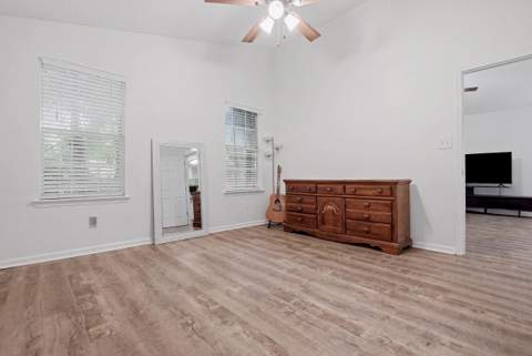 5504 Green Meadows Court, Tallahassee FL - photo 7 of 38