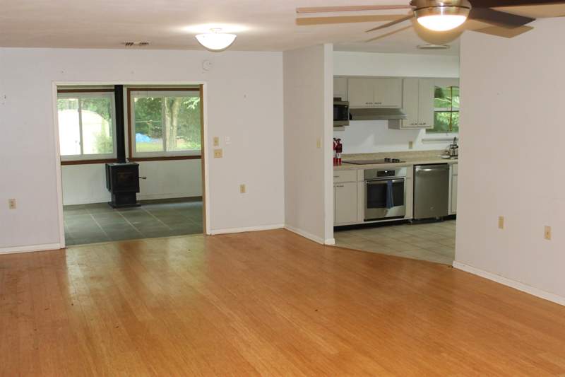 2 bedroom Detached at 1221 Sedgefield Road, Sedgefield Unit No 3, Tallahassee — photo 3