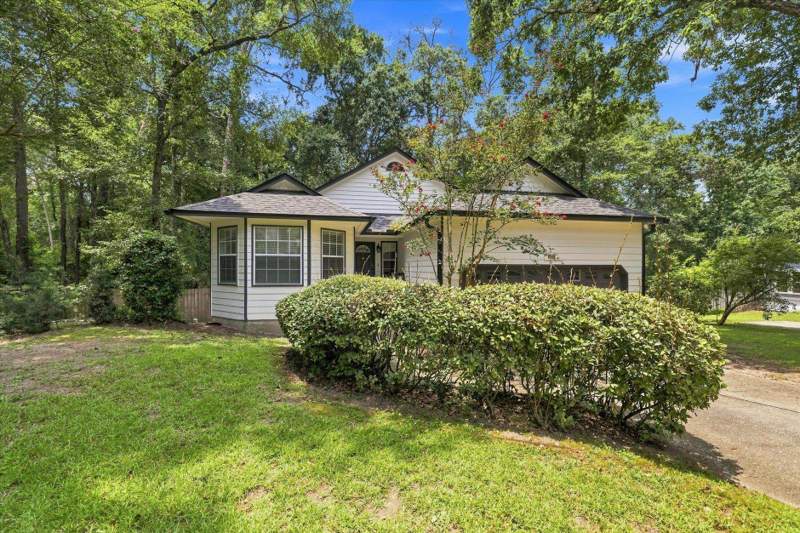 3 bedroom Detached at 8748 Minnow Creek Drive, Killearn Lakes 2, Tallahassee — photo 2