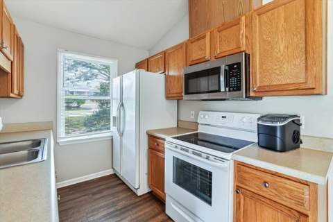 2143 Delta Way, Tallahassee FL - photo 13 of 46