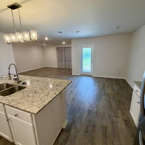 114 E Pecan Street, Crawfordville FL - photo 13 of 36
