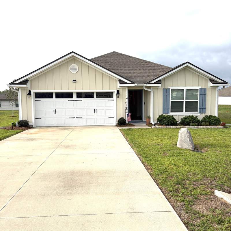 4 bedroom Detached at 114 E Pecan Street, The Hammocks, Crawfordville — photo 2