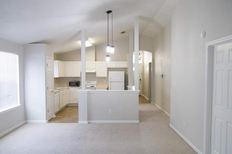 3 bedroom Detached at 5540 Green Meadows Court, Tower Oaks, Tallahassee — photo 4