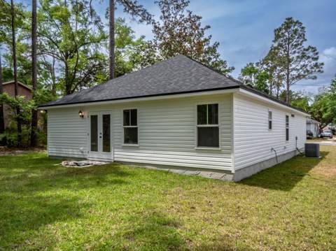 72 Navajo Trail, Crawfordville FL - photo 7 of 38