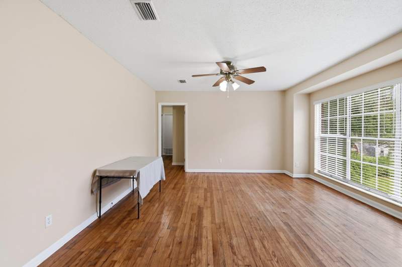 4 bedroom Detached at 2119 Longview Drive, Lake Jackson Heights, Tallahassee — photo 4