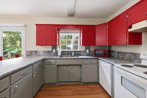 2119 Longview Drive, Tallahassee FL - photo 8 of 32