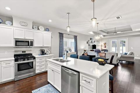 2335 Lexington Pond Way, Tallahassee FL - photo 10 of 44