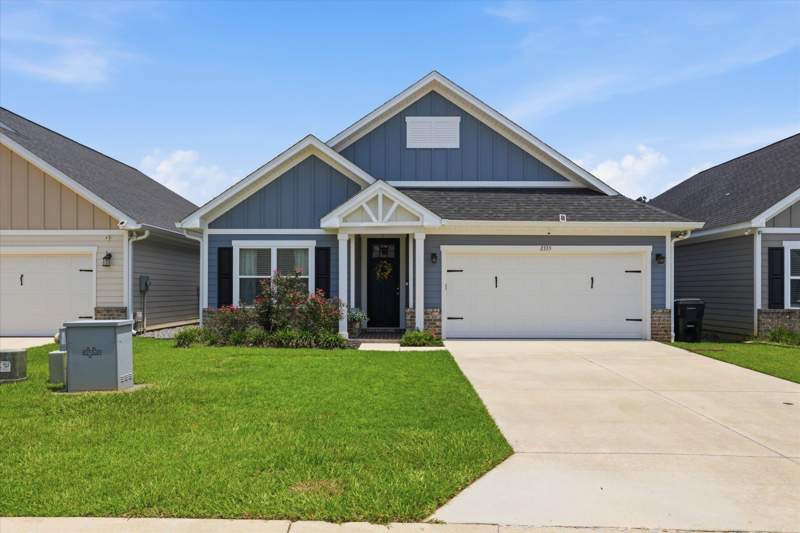 4 bedroom Detached at 2335 Lexington Pond Way, Lexington Parc, Tallahassee — photo 2