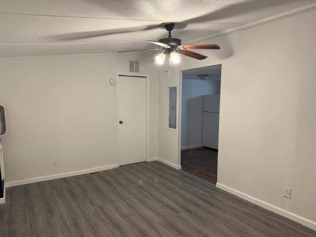 3 bedroom ManufacturedHome at 3021 Baron Lane, Crown Ridge Estates, Tallahassee — photo 5