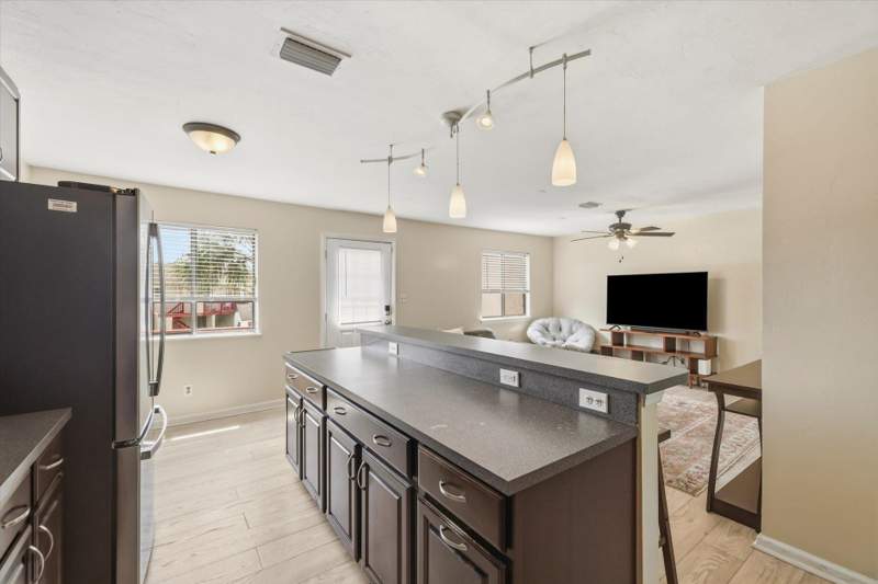 2 bedroom Condominium at 1311 Airport Drive, The Lakes, Tallahassee — photo 5