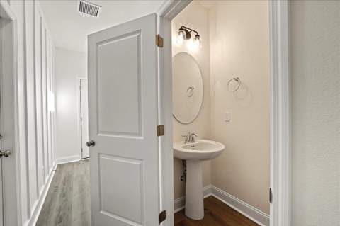 8372 Bull Headley Road, Tallahassee FL - photo 10 of 52