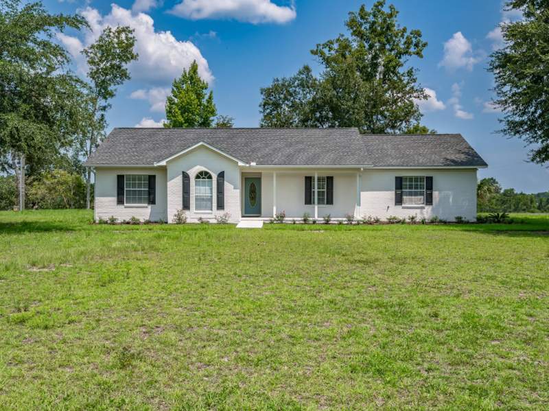 3 bedroom Detached at 24130 Blountstown Highway, Riverside at Crooked Road, Tallahassee — photo 3