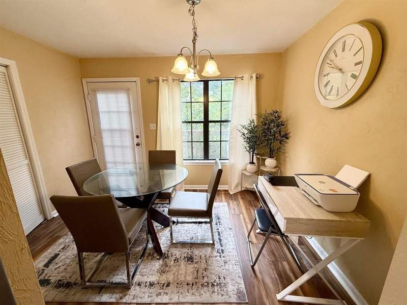 2 bedroom Townhouse at 424 Victory Garden Drive, Victory Garden Townhomes 1 Unr, Tallahassee — photo 3