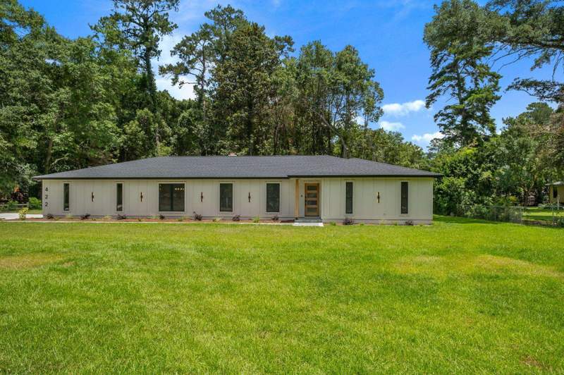 4 bedroom Detached at 422 Waverly Road, Waverly Hills, Tallahassee — photo 2
