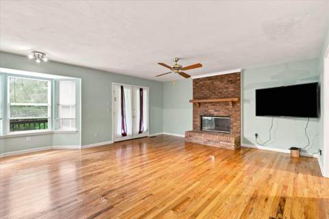 648 Derbyshire Road, Tallahassee FL - photo 13 of 34
