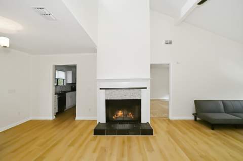 3166 Wood Hill Drive, Tallahassee FL - photo 13 of 33