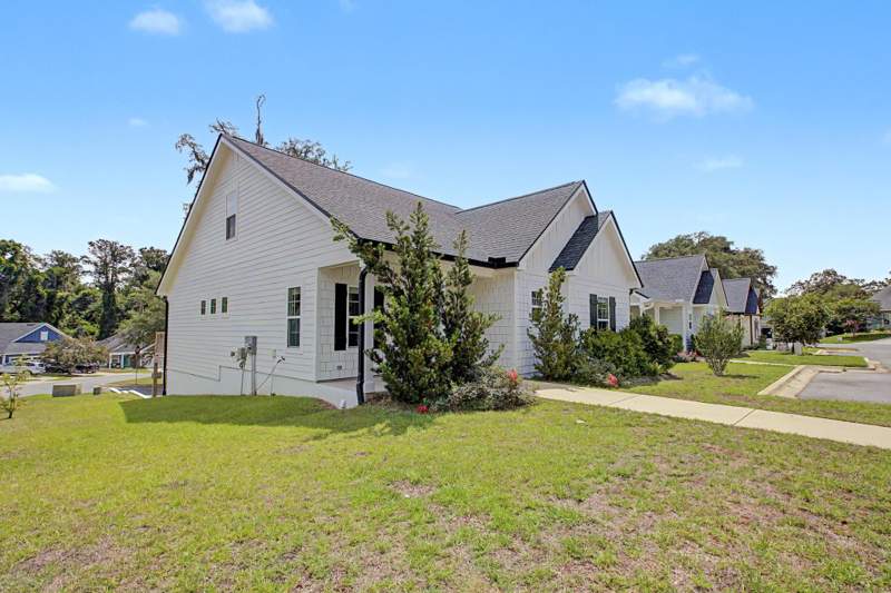 4 bedroom Detached at 105 Tumbling Oak Way, Villas at Mahan, Tallahassee — photo 4