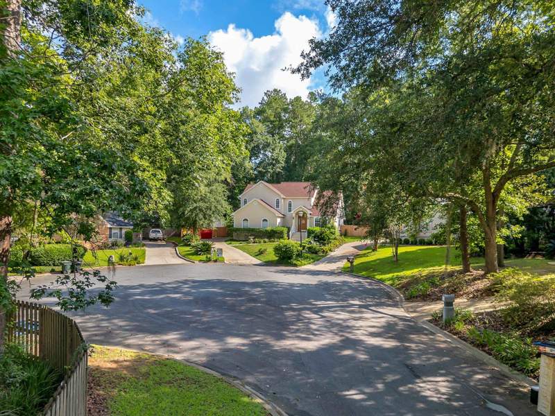 4 bedroom Detached at 2813 Colonnade Court, Killearn Estates Unit No 38, Tallahassee — photo 3