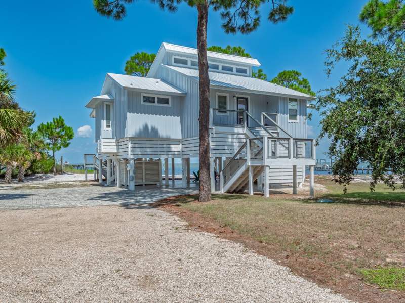 3 bedroom Detached at 2059 Turpentine Trail, Bay Cove Village, St George Islan — photo 3