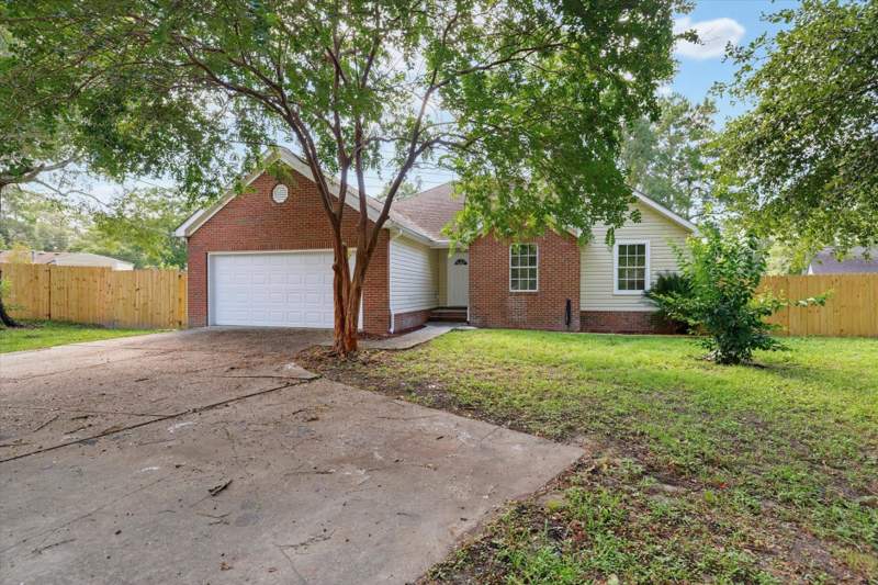 4 bedroom Detached at 4517 Zonker Court, Lakewood Village, Tallahassee — photo 2