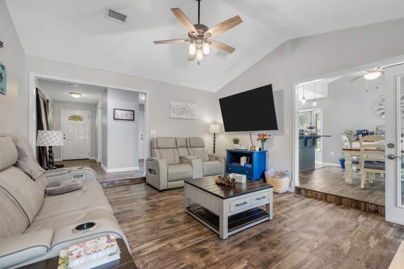 4 bedroom Detached at 1516 E Blockford Court, Avondale, Tallahassee — photo 5