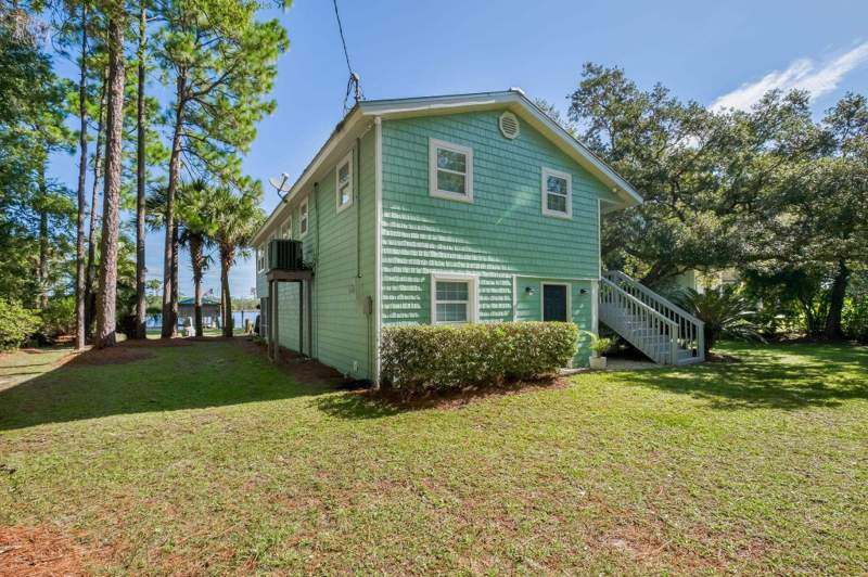 2 bedroom Detached at 241 Rio Vista Drive, Rio Vista, St Teresa — photo 3