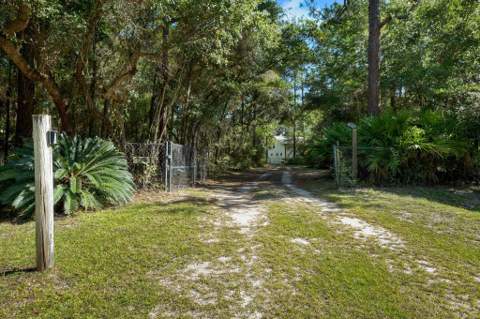 241 Rio Vista Drive, St Teresa FL - photo 6 of 41