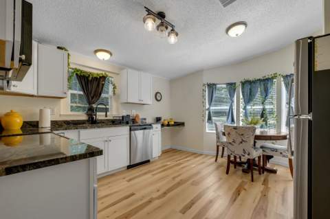 4021 Samantha Court, Tallahassee FL - photo 14 of 32