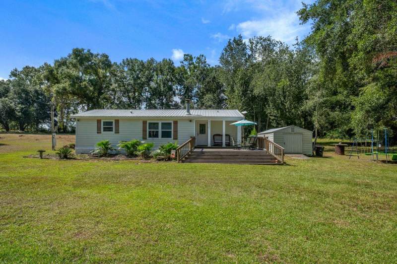 2 bedroom ManufacturedHome at 4021 Samantha Court, Wilkinson Woods, Tallahassee — photo 4