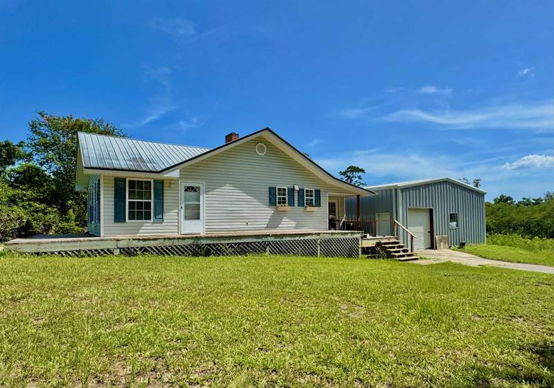 3 bedroom Detached at 839 NE Post Road, Cherry Lake Farms, Madison — photo 3
