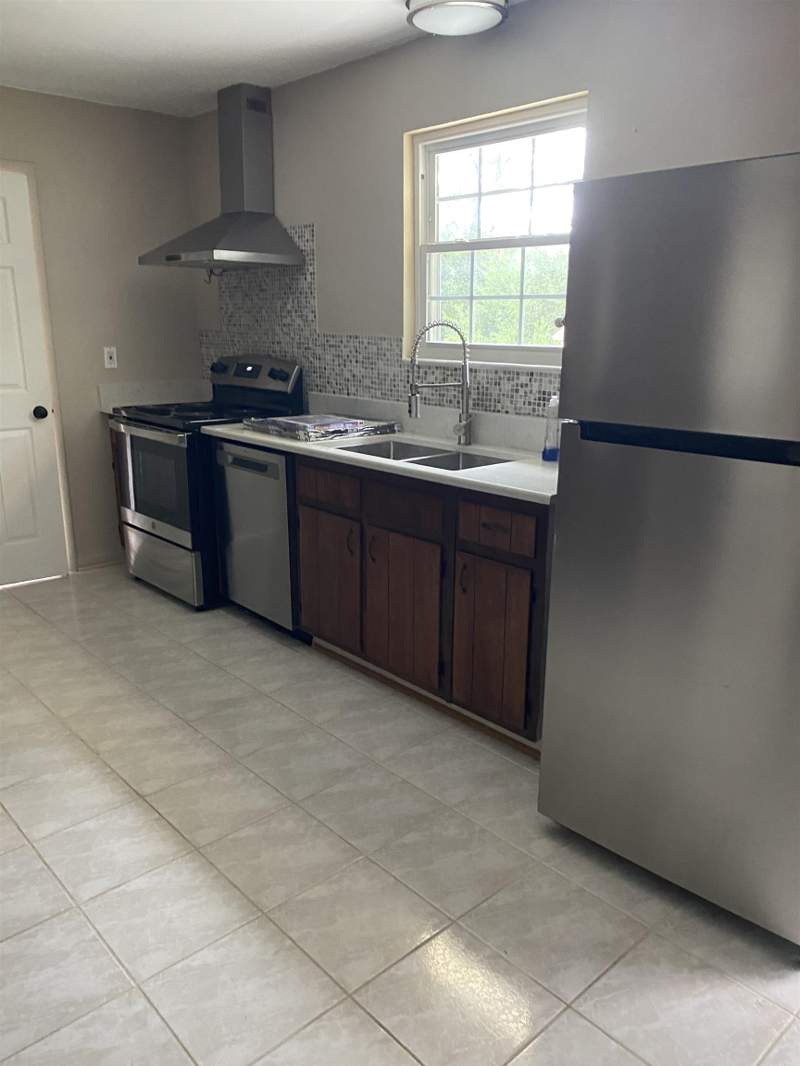 3 bedroom Detached at 2205 Greenwich Way, East Gate, Tallahassee — photo 3