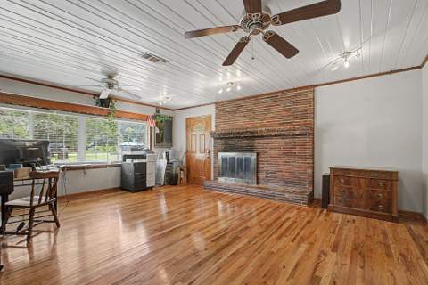 2207 Woodbine Drive, Tallahassee FL - photo 15 of 45