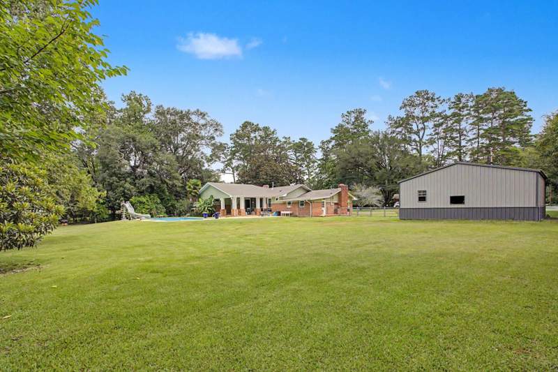 4 bedroom Detached at 2207 Woodbine Drive, Wallwood Heights, Tallahassee — photo 3
