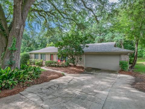 1633 Hedgefield Court, Tallahassee FL - photo 6 of 48
