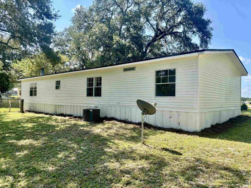 3 bedroom ManufacturedHome at 1400 Trail Blazer Drive, Sandstone Ranch, Tallahassee — photo 4