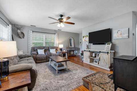 2601 Hastings Drive, Tallahassee FL - photo 6 of 38