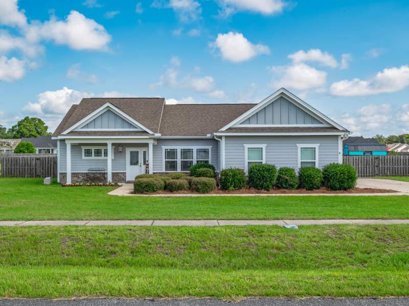 4 bedroom Detached at 60 Whirlwind Trail, Hidden Meadows, Crawfordville — photo 3